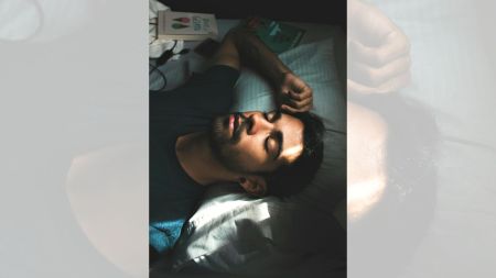 The symptoms include chronic constipation, fatigue, anxiety, depression, reduced sense of smell and changes in sleep patterns. (Source: Pexels)