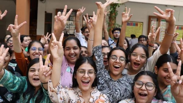 Maharashtra SSC 10th Results 2025: Websites to check results
