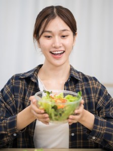 Acid vs Alkaline: The summer diet that keeps you cool and healthy