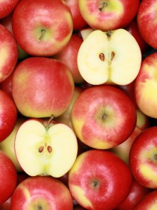 Red vs Green apples: Which is better for your gut?