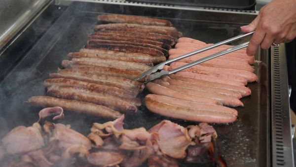 Australia democracy sausage