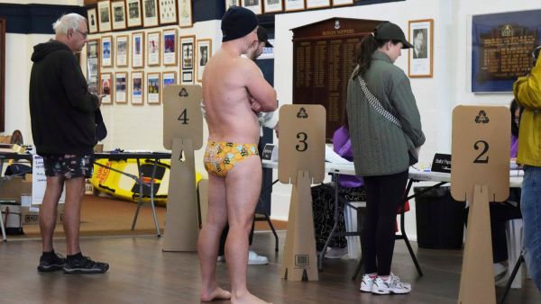 Australia democracy sausage
