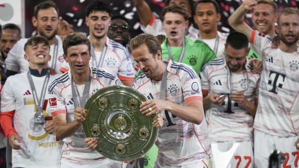 Bayern Munich after clinching their record extending 34th Bundesliga title. (PHOTO: AP)