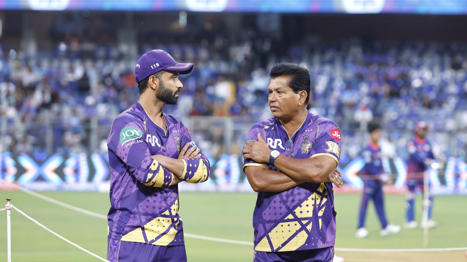 L-R: KKR skipper Ajinkya Rahane with head coach Chandrakant Pandit. (Sportzpics for IPL)