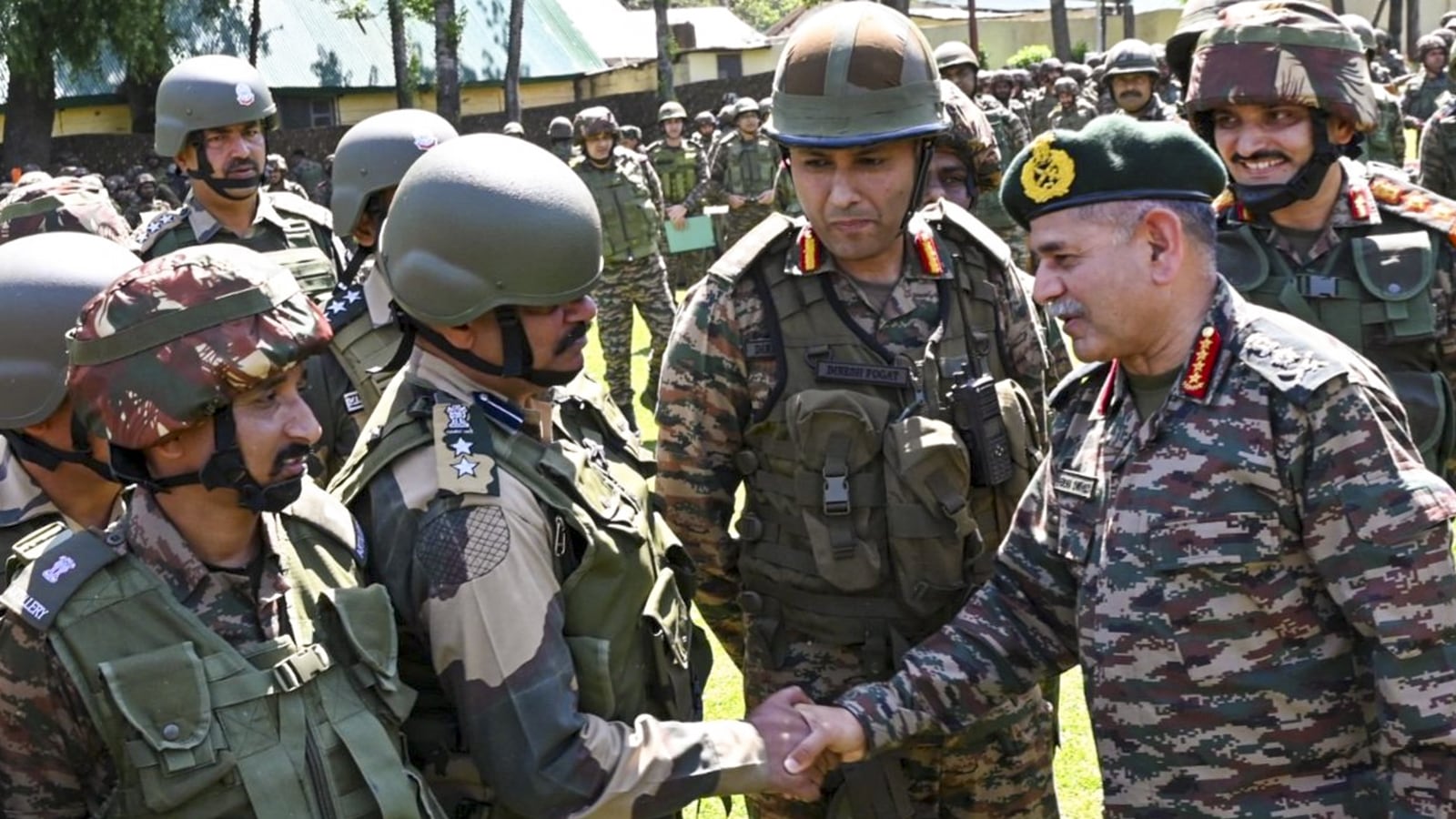 Army chief visits forward areas in J&K, lauds troops for role in Op Sindoor
