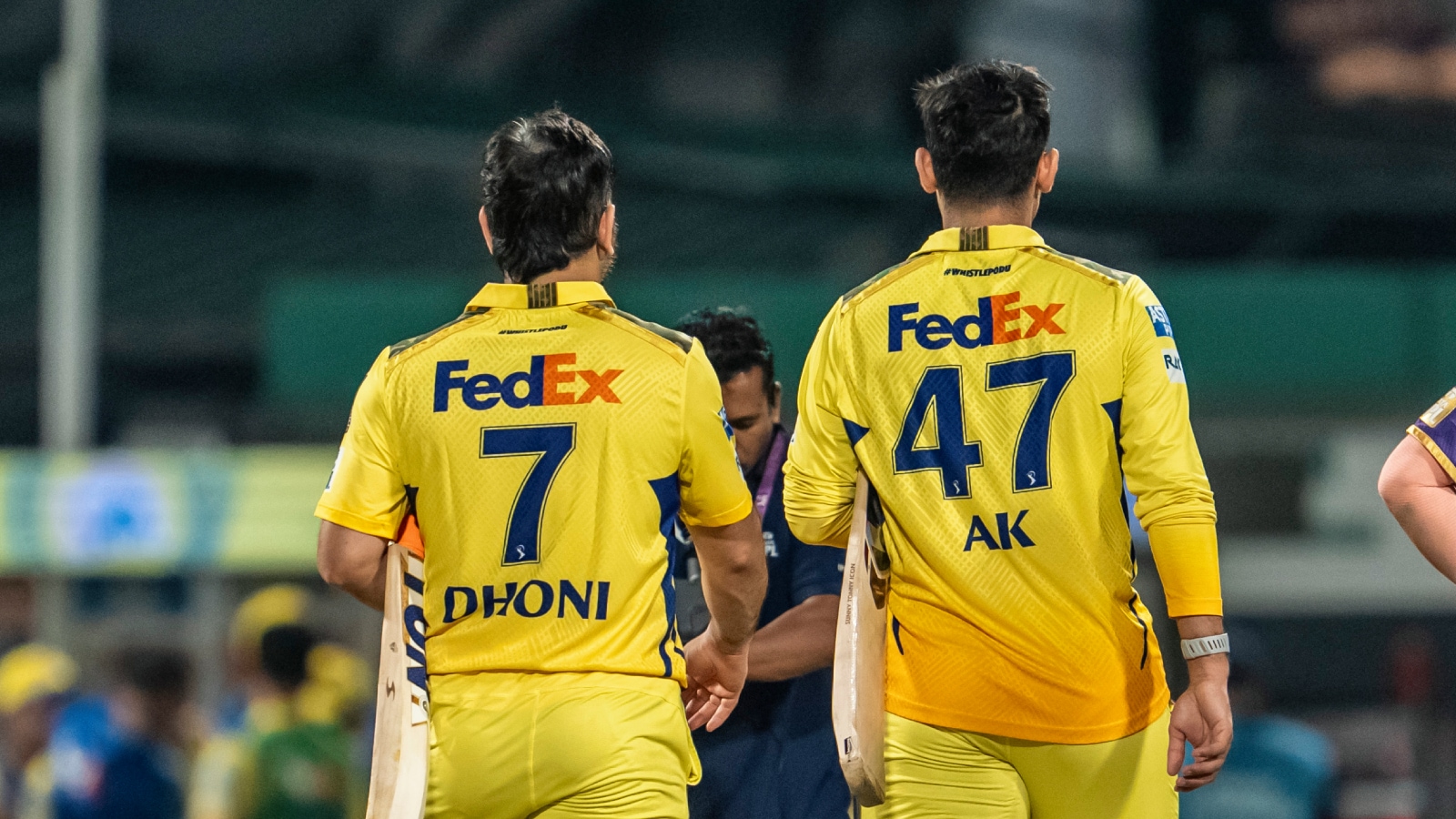 IPL 2025: फ्लेमिंग ने बता दी वजह, क्यों धोनी भी आंकते हैं अपने 'AK-47' पेसर को बहुत ऊंचा IPL 2025: फ्लेमिंग ने बता दी वजह, क्यों धोनी भी आंकते हैं अपने 'AK-47' पेसर को बहुत ऊंचा