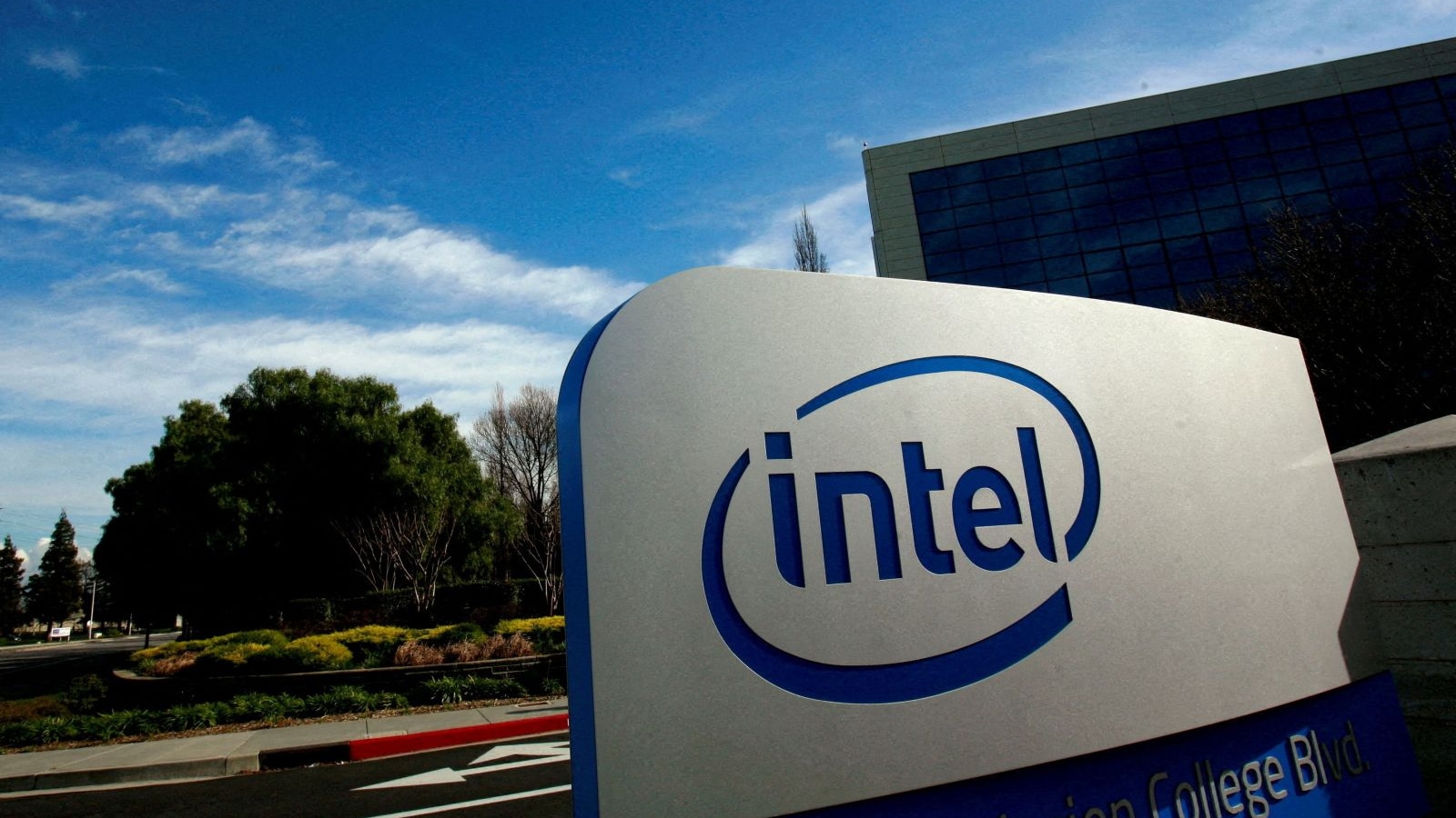 Intel explores sale of networking and edge unit, sources say