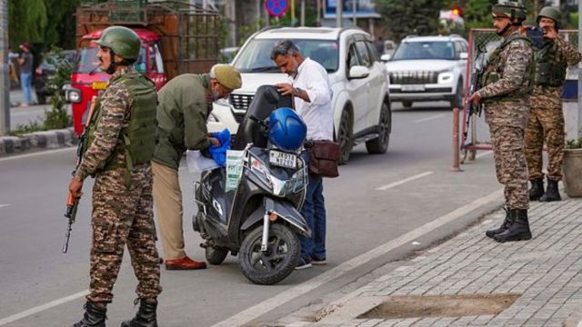 pahalgam terror attack live updates, jammu kashmir security check