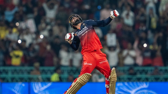 RCB's Jitesh Sharma in action against LSG. (Sportzpics for IPL)