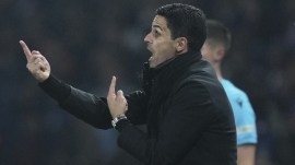 Arsenal manager Mikel Arteta during UCL semi-final second leg against PSG in Paris. (PHOTO: AP)