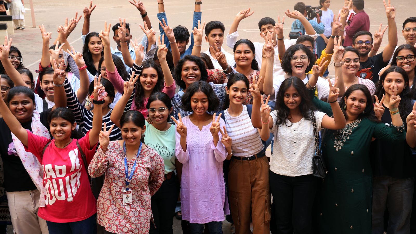 Mumbai division breaks low-performance streak, ranks third in HSC results | Mumbai News