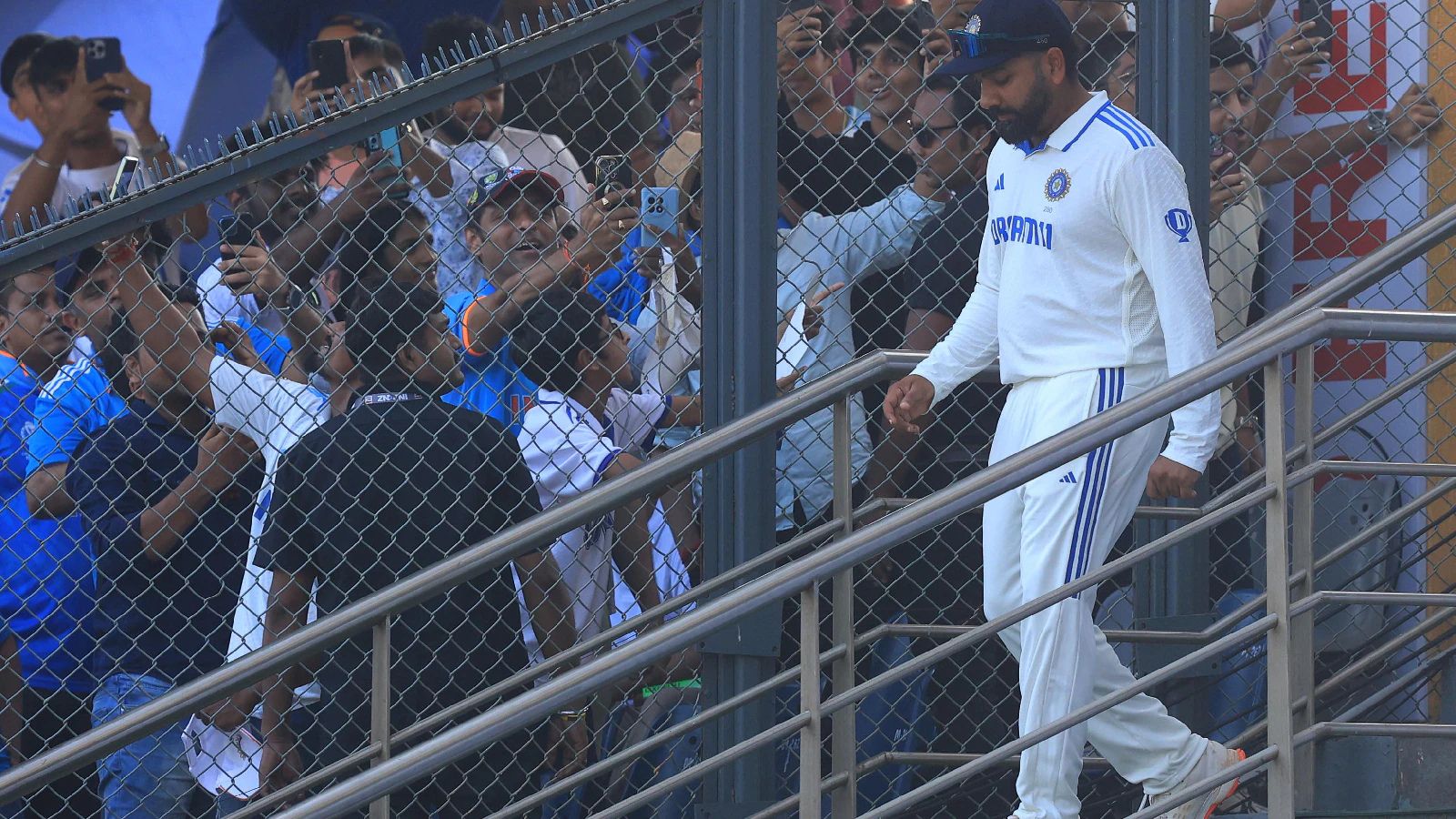 Manoj Tiwary says Rohit Sharma should have announced retirement ‘on the field after playing’ instead of on social media | Cricket News Manoj Tiwary says Rohit Sharma should have announced retirement ‘on the field after playing’ instead of on social media | Cricket News