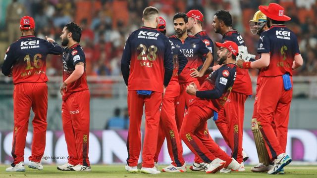 After opting to bowl first, RCB skittled out Punjab for just 101 runs in 14.1 overs