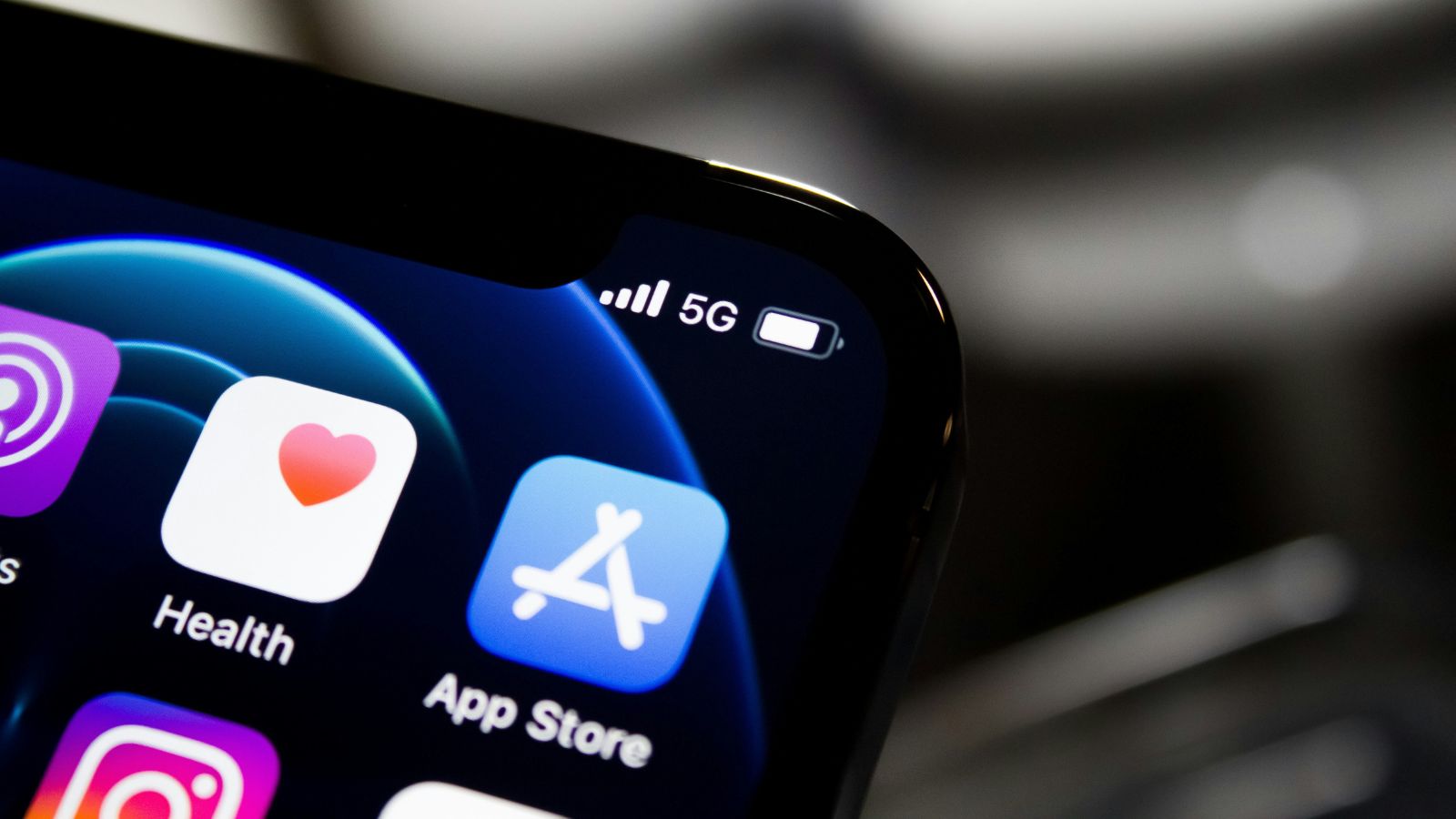 US proposes law that could force Apple, Google to allow third-party app stores