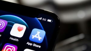 iPhone 12 Pro connected to 5G.