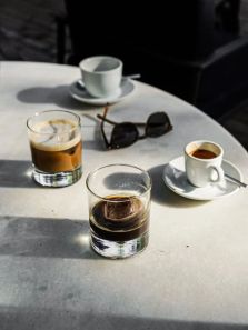 8 morning drinks that can aid better digestion