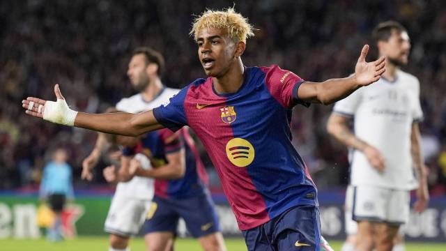 لامين يامال برشلونة