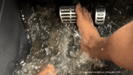 Man drives to work in a water-filled car in Bengaluru (Image Source: @Arun_Vinayak_S/ X)