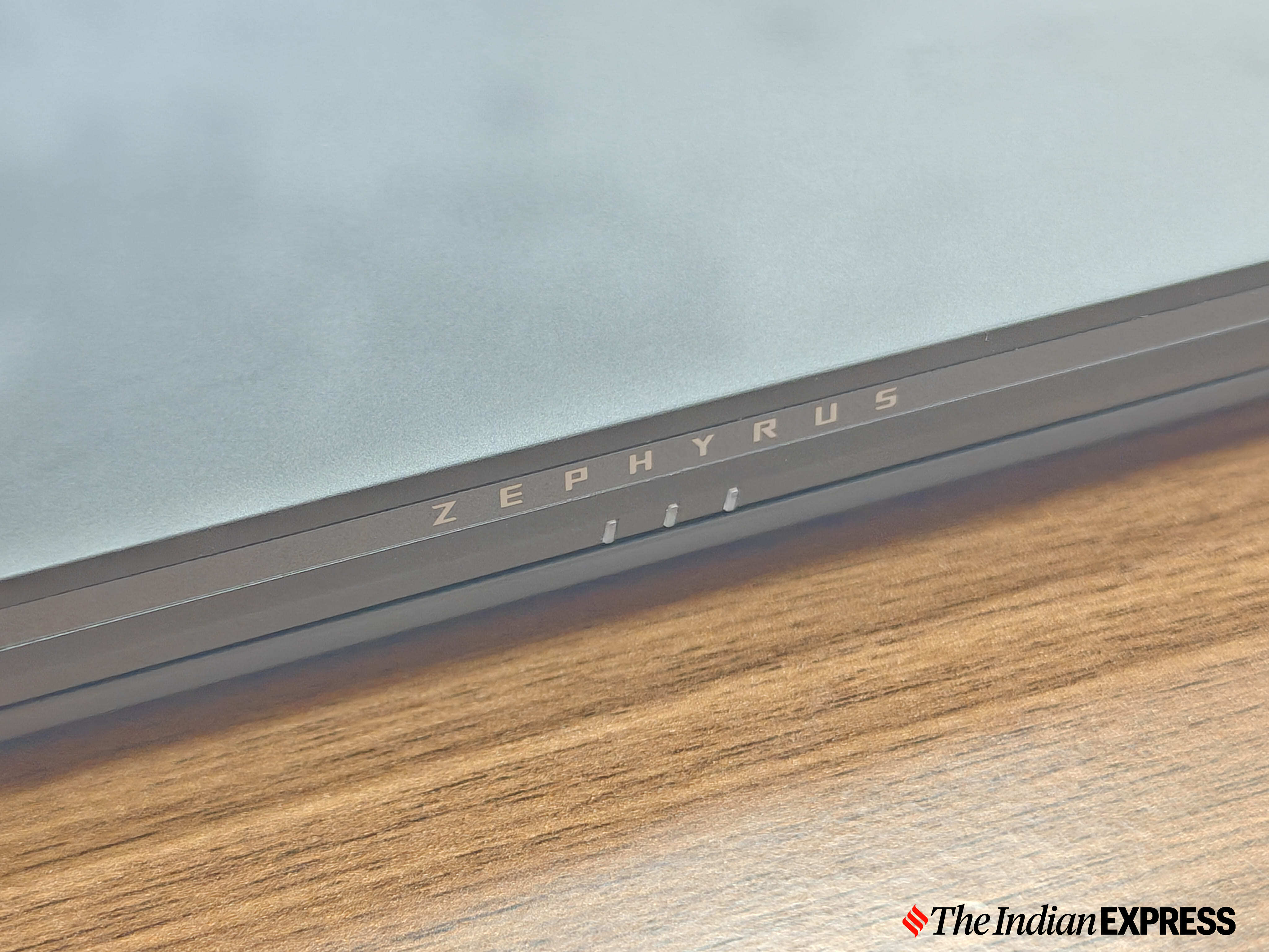 Asus Zephyrus G15 2025.