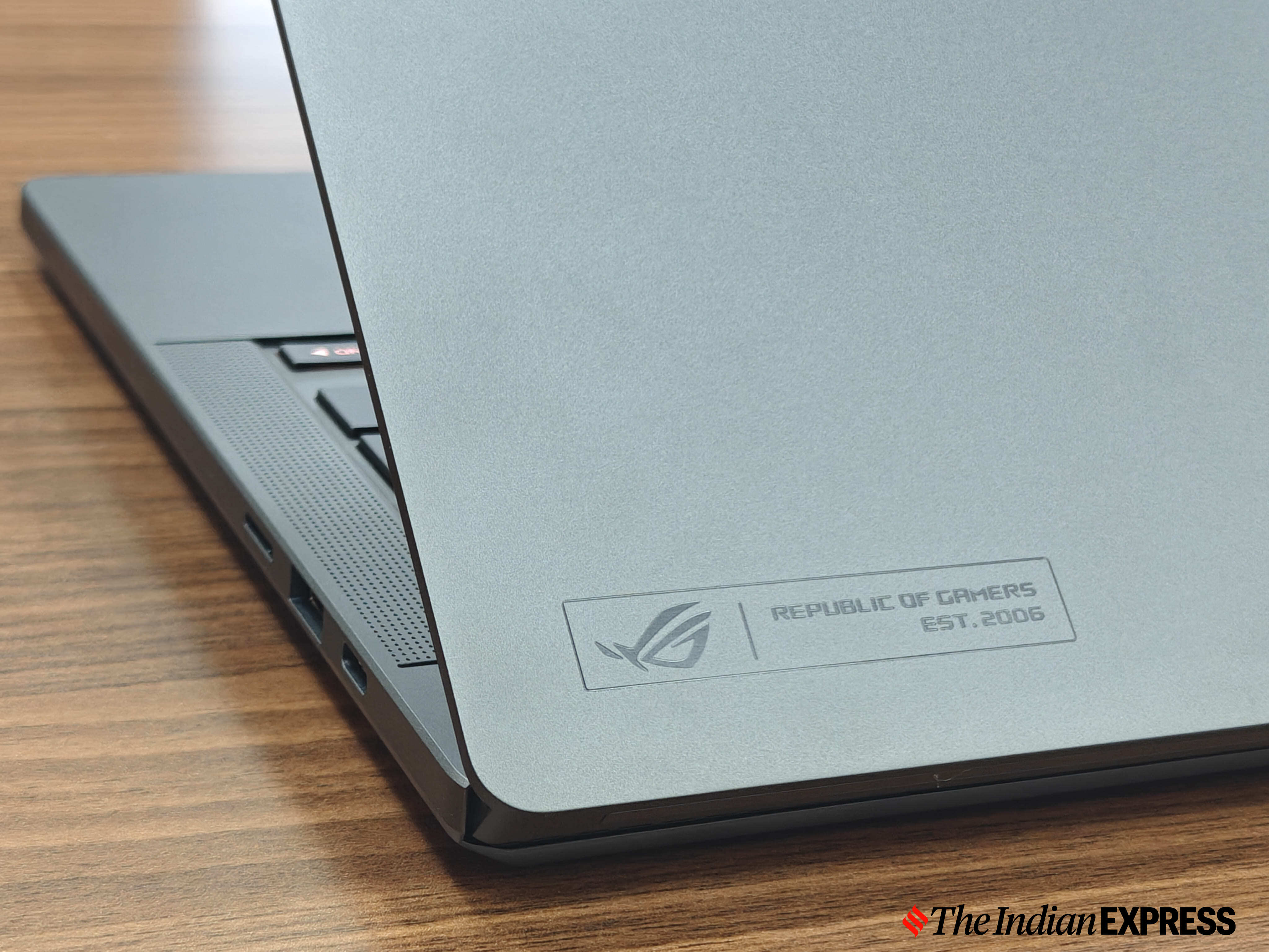 Asus Zephyrus G15 2025.