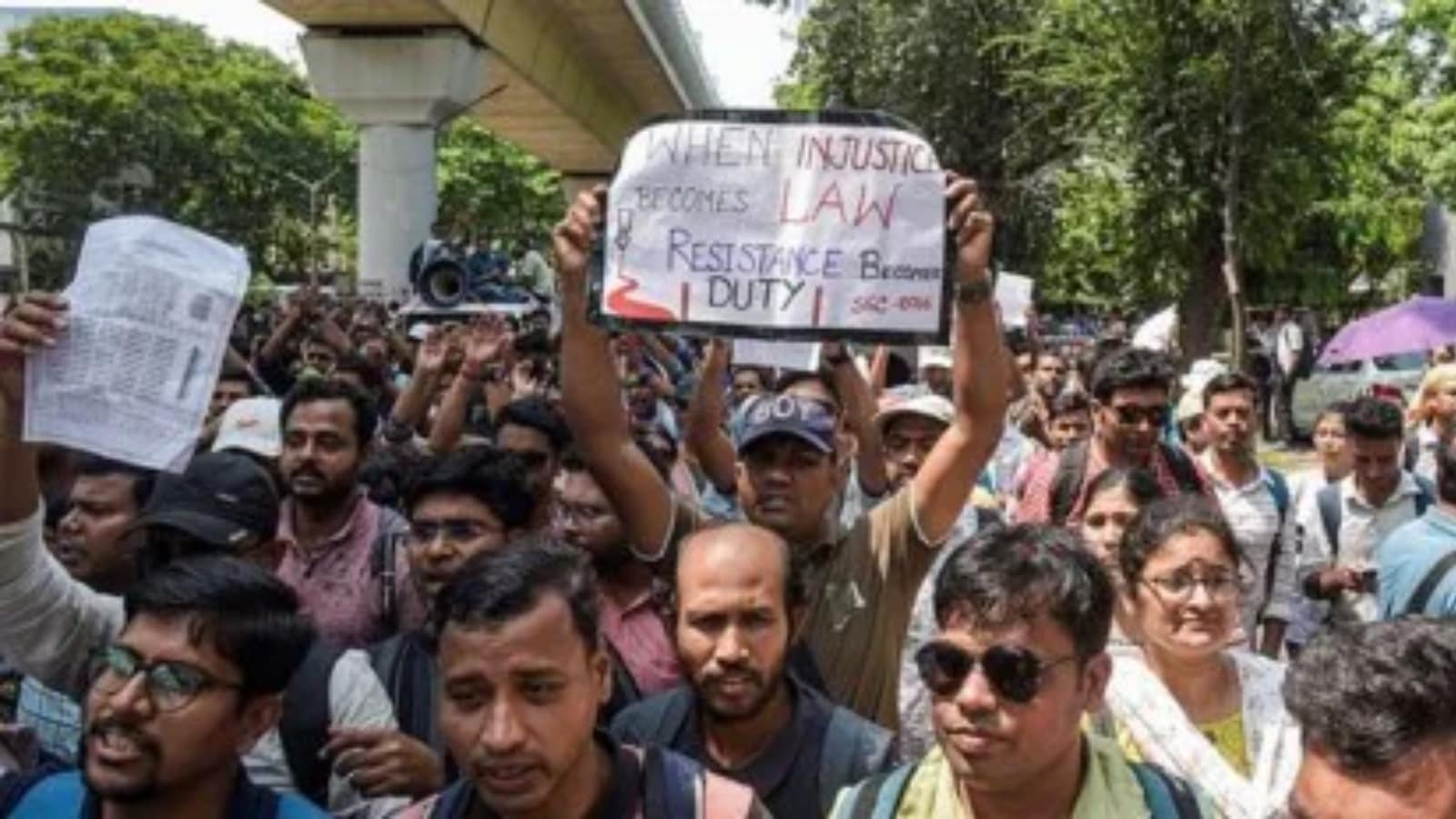 Bengal police summon 15 protesting teachers; none show up on first day of questioning