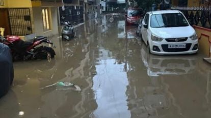 Heavy rain to continue in bengaluru till tuesday, imd issues 'orange' alert  across karnataka | bangalore news - the indian express