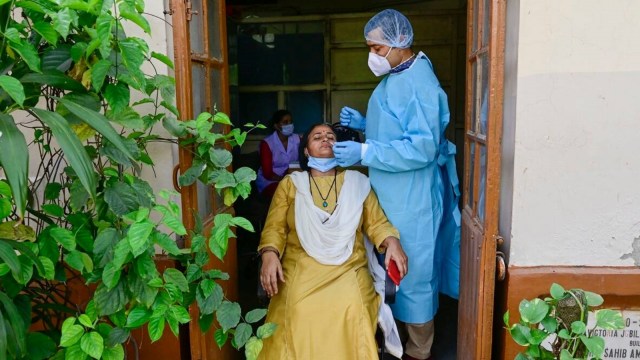 Maharashtra Covid cases, Covid cases, pune Covid cases, thane Covid cases, Mumbai Covid cases, Pune news, Pune, Maharashtra news, Indian express news