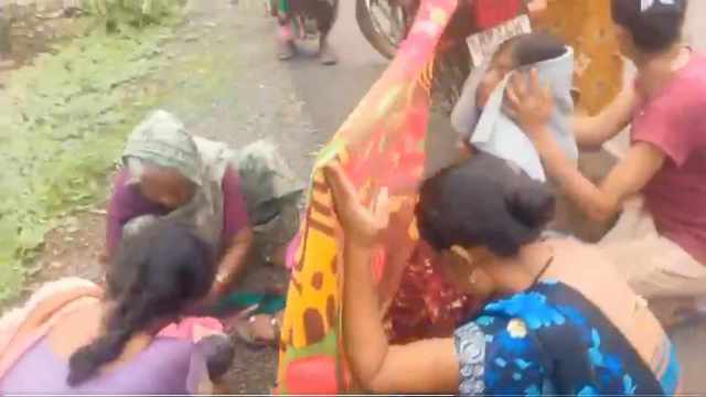 videograb delivery on road