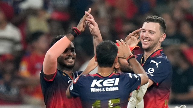 Josh Hazlewood returned figures of 3/21 (Sportzpics)