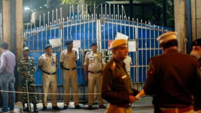 In an interim order this week, in the case of Malkit Singh and Others vs. State of Punjab, Justice Harpreet Singh Brar directed that all eligible prisoners be granted interim bail within two weeks.