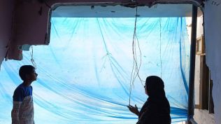 LoC, india Pakistan, lives on the line