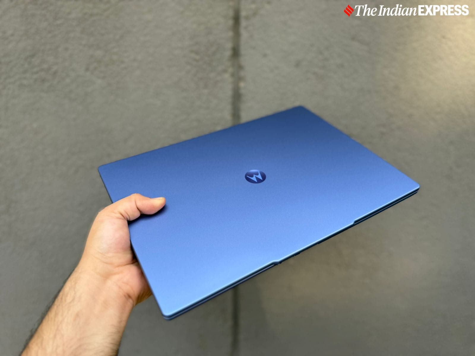 Moto Book 60 review.