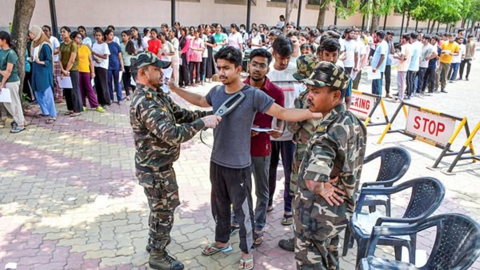 Heightened Security for NEET 2025: Aspirants Report Increased Scrutiny