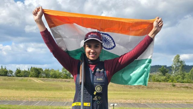Skeet shooter Raiza Dhillon after winning the silver medal in ISSF World Cup in Suhl, Germany (Special Arrangement)
