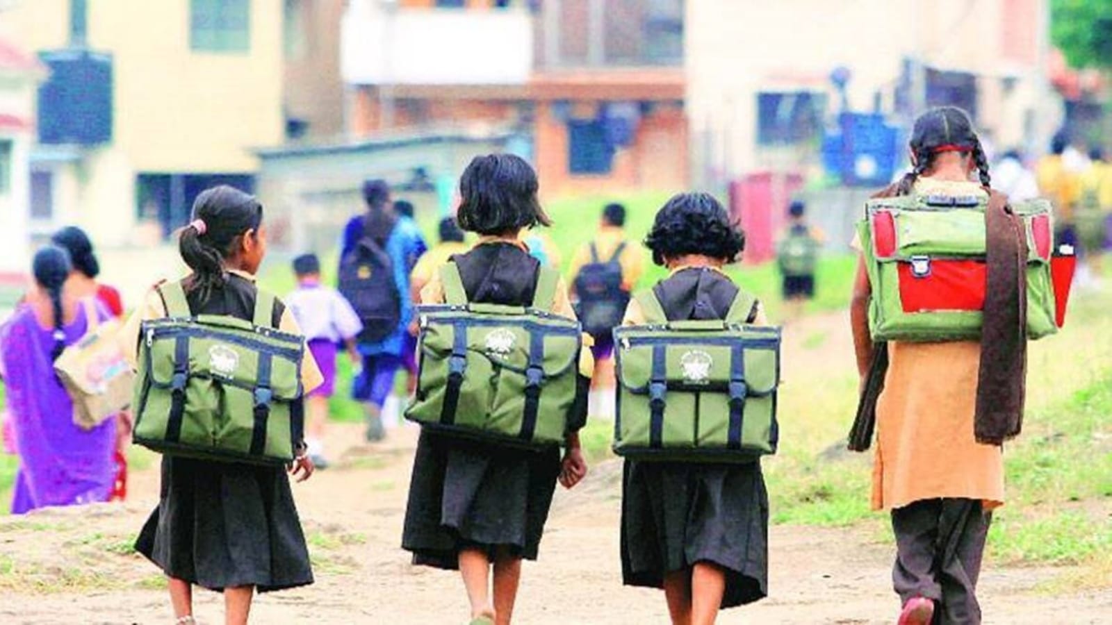 Students moving away from govt schools, disturbing: Centre to states