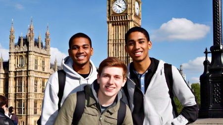 UK government to tighten immigration rules amid voter anger