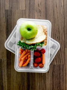 Why carrying your own food is a smart health move