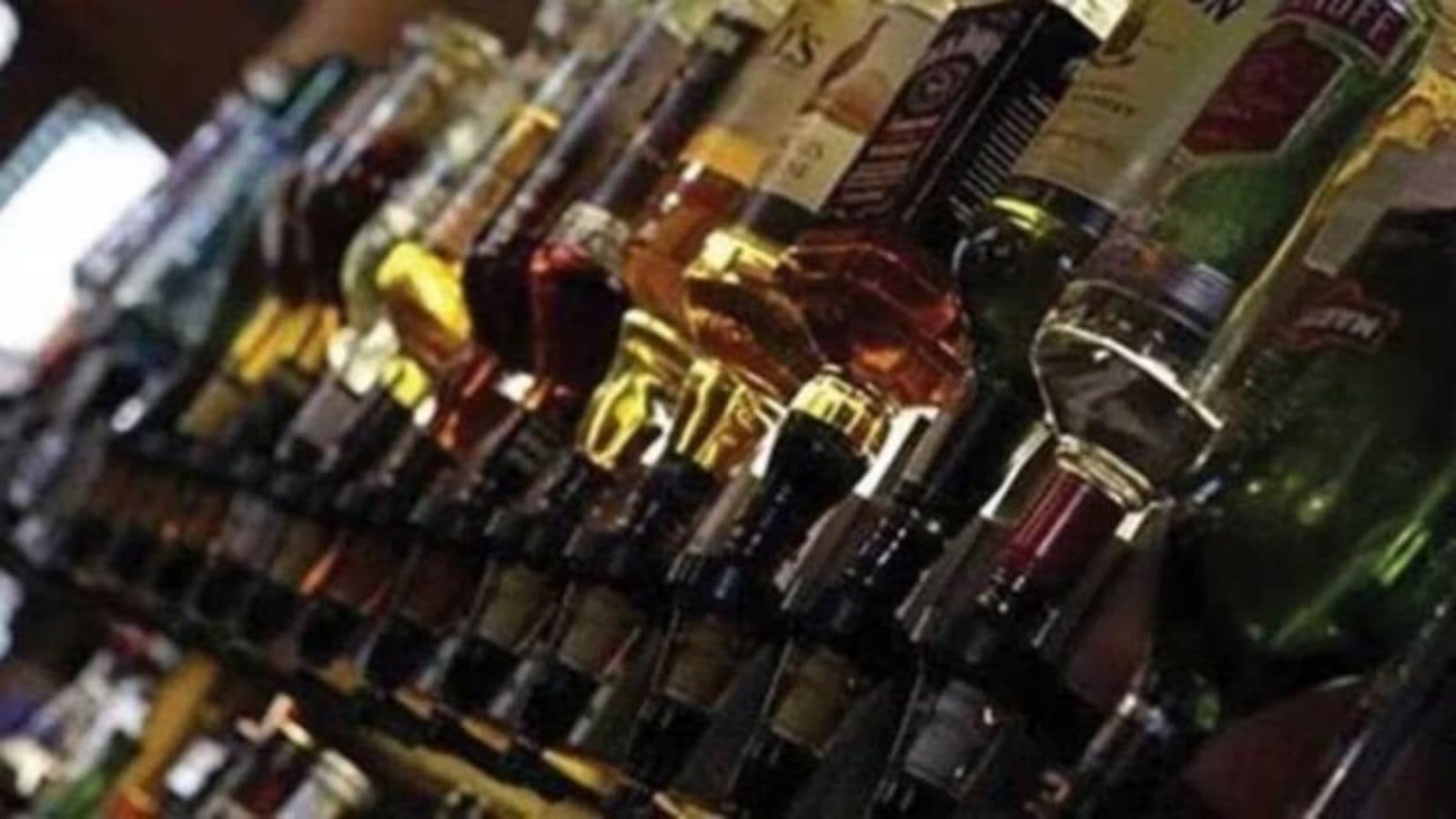 Alcohol industry asks Maharashtra govt to rethink excise duty hike, calls for deliberations