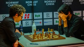 Fabiano Caruana takes on world champion Gukesh Dommaraju at the Norway Chess tournament. (PHOTO: Norway Chess via Roza Czarnota)