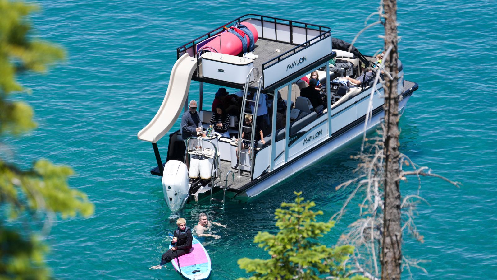 Lake Tahoe Boat Capsizes, Killing Eight During Storm