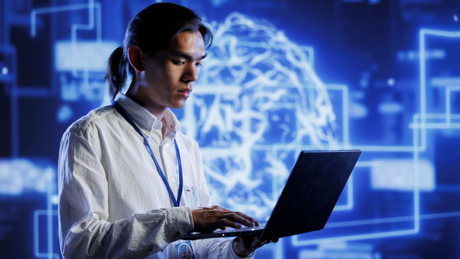 It does not matter which AI chatbot you are using, prompting is a common way to communicate and get the job done. (Express Image/FreePik)