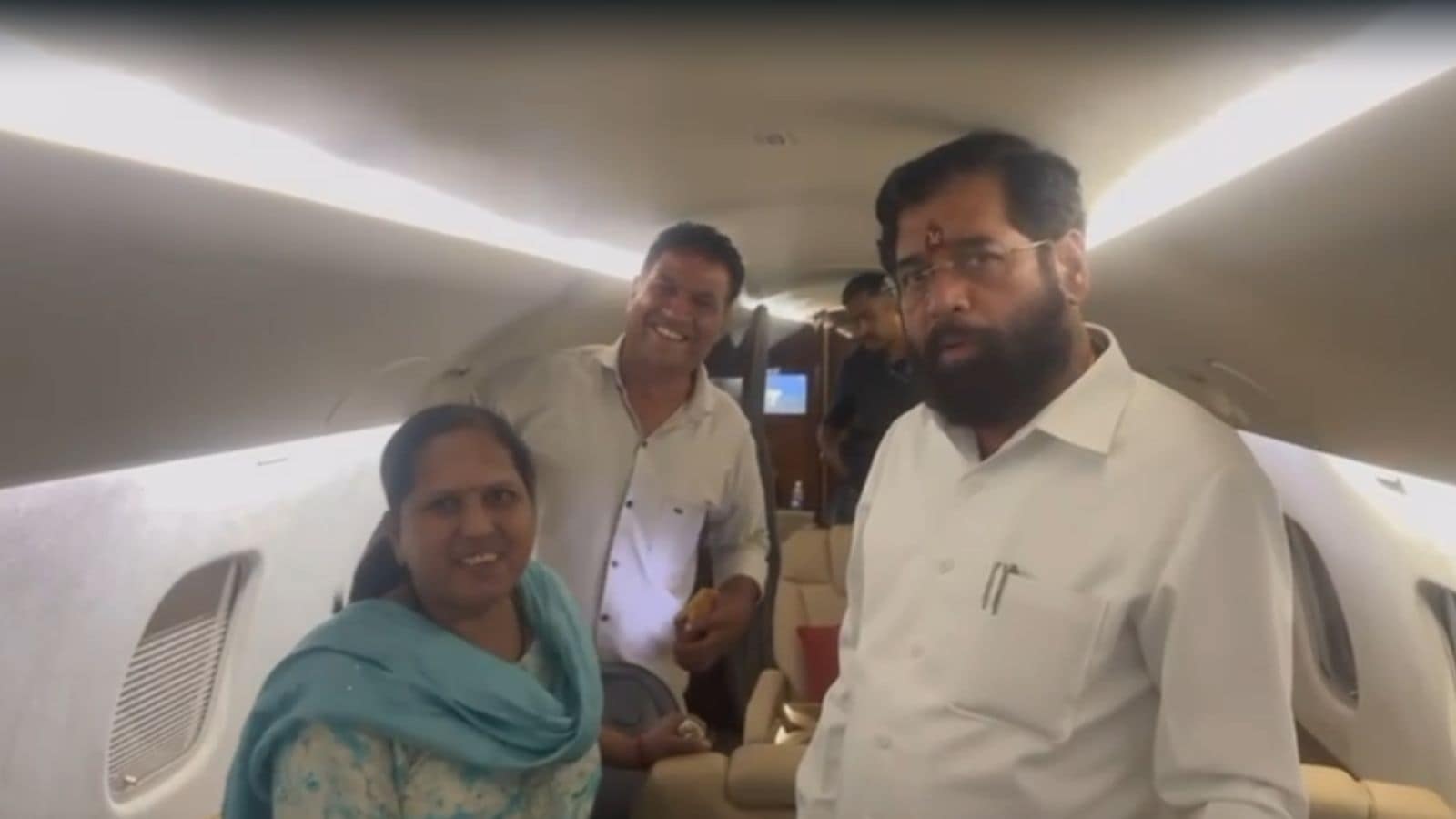 Eknath Shinde Helps Kidney Patient Reach Mumbai via Chartered Flight