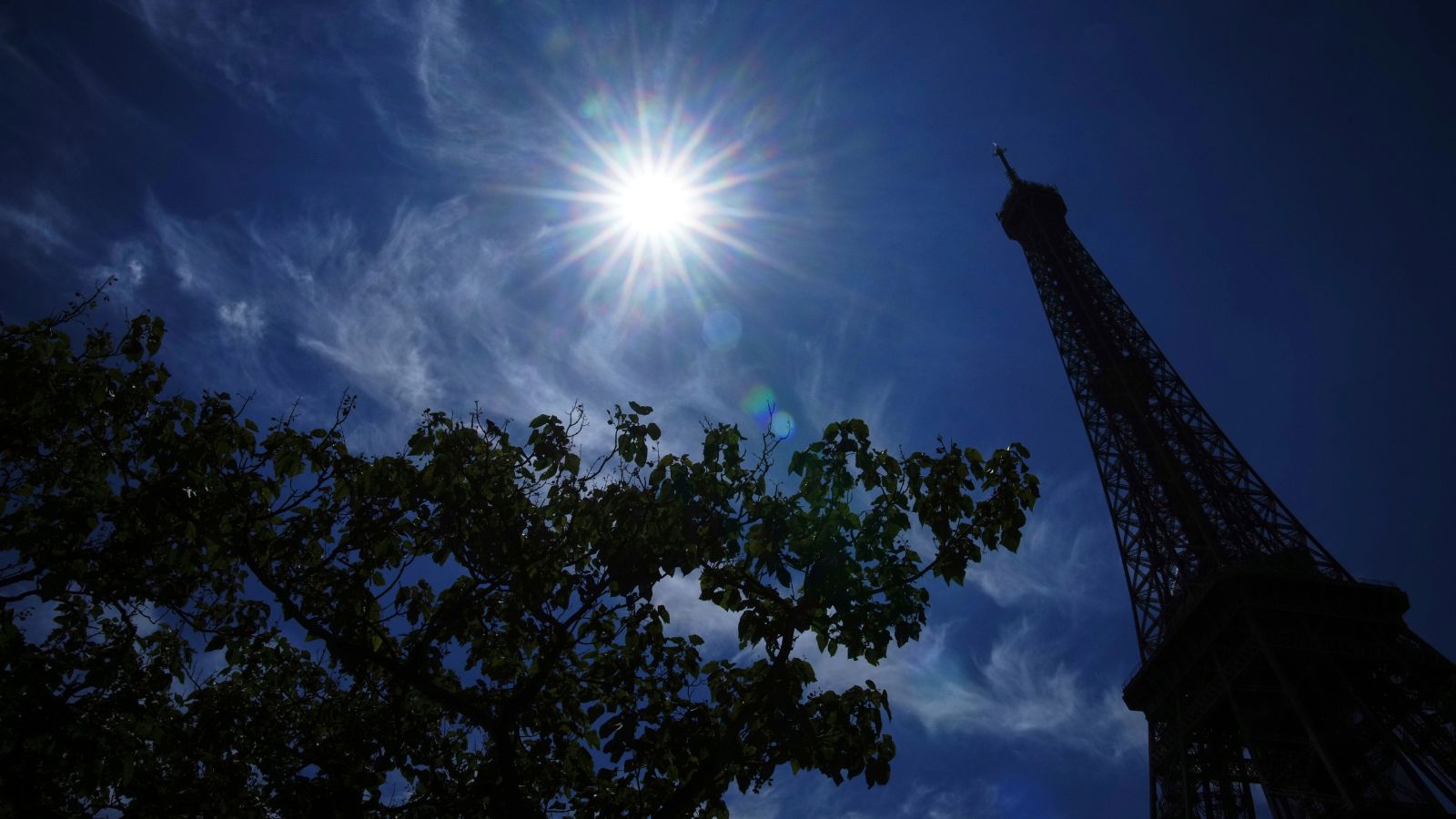 Scorching heatwave hits Europe as Spain records hottest June day; countries issue alerts