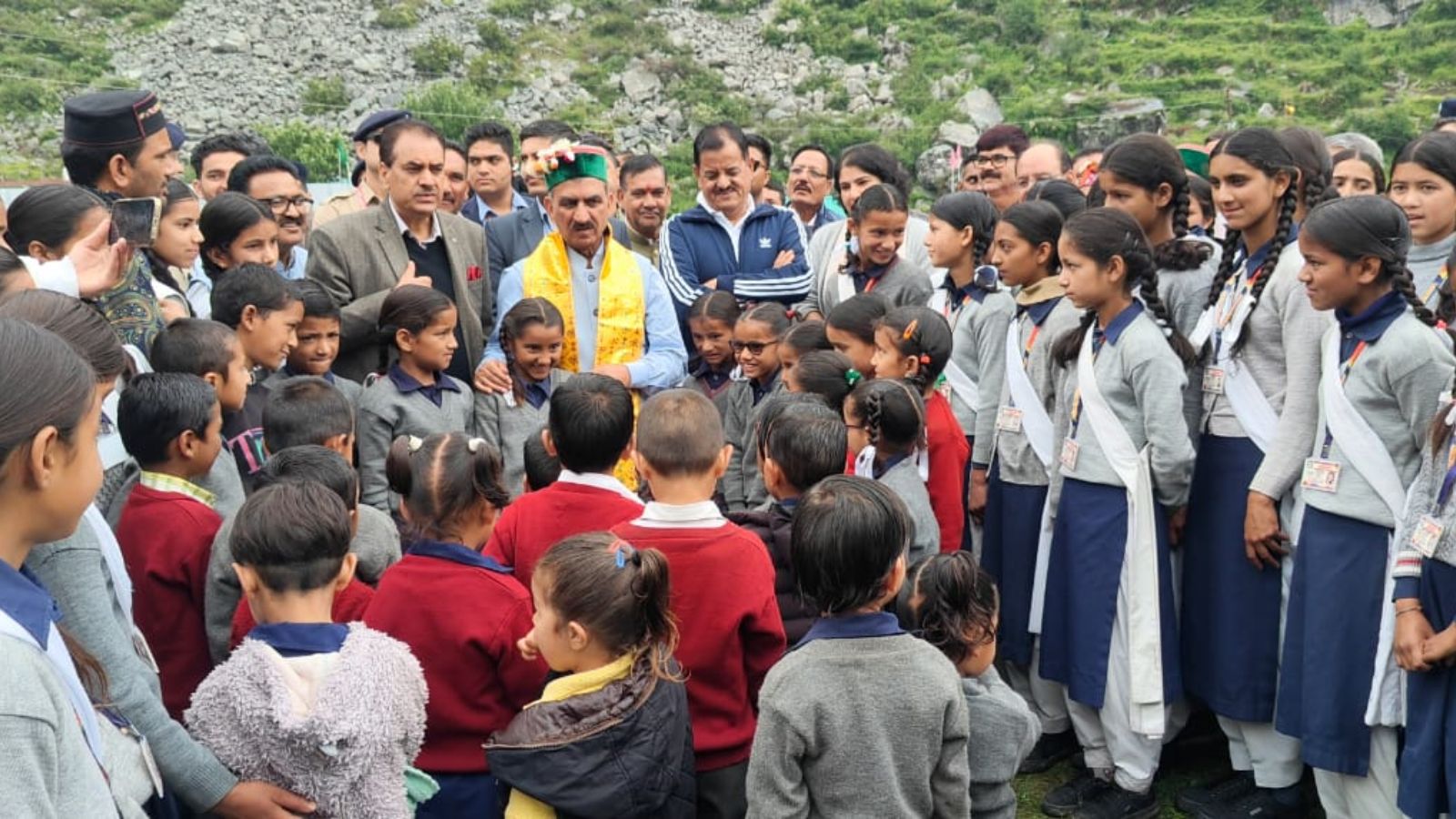 CM Sukhu Upset Over Students' Poor Answers During School Visit