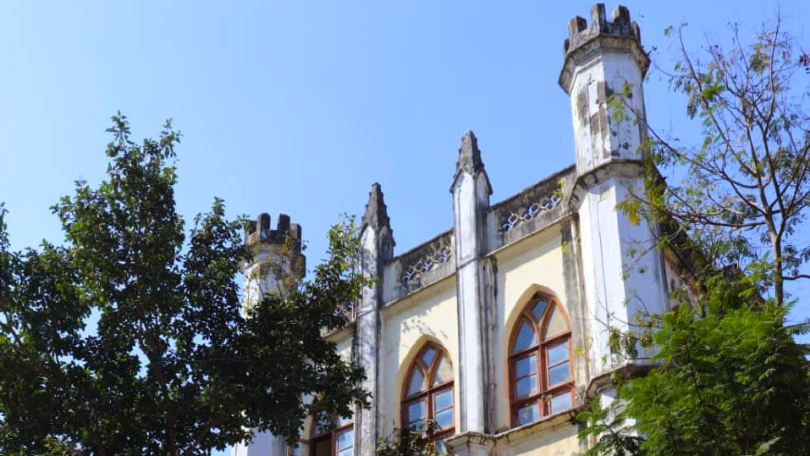 Know about Maharashtra’s First Medical College — Grant Medical College in Mumbai