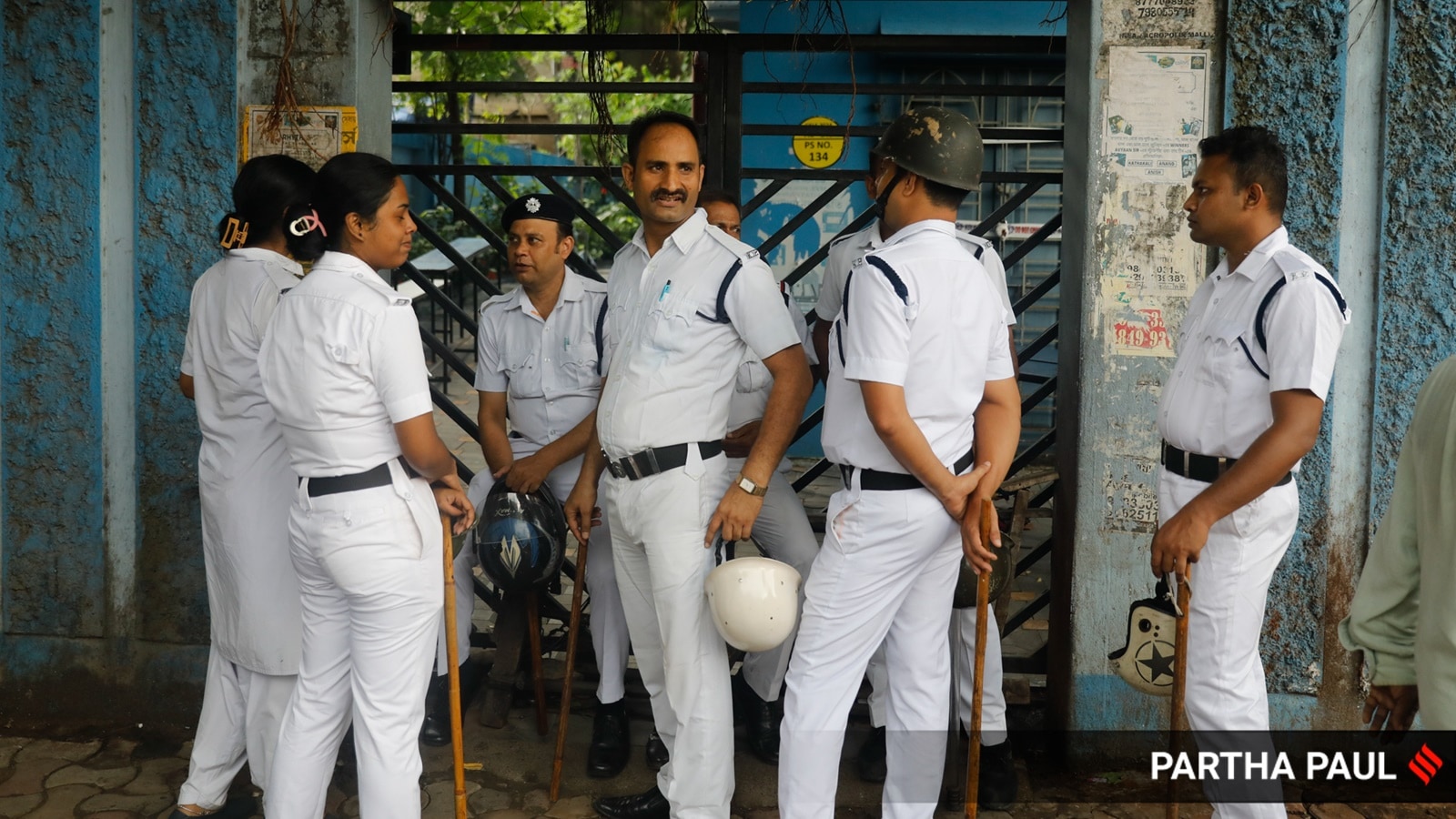 Kolkata rape case: Abrasion marks found around neck, body of student, says medical report