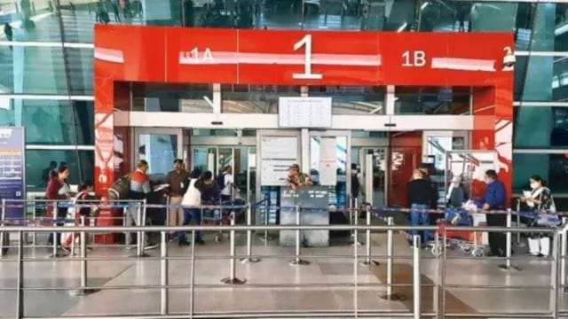 As per AERA, the operator, Navi Mumbai International Airport Private Limited, had suggested a higher fee of Rs 840 and Rs 1,500 for domestic and international departures, respectively.