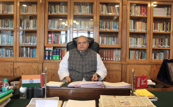 Malik first served as an MLA from the Chaudhary Charan Singh-led Bharatiya Kranti Dal in 1974-77.
