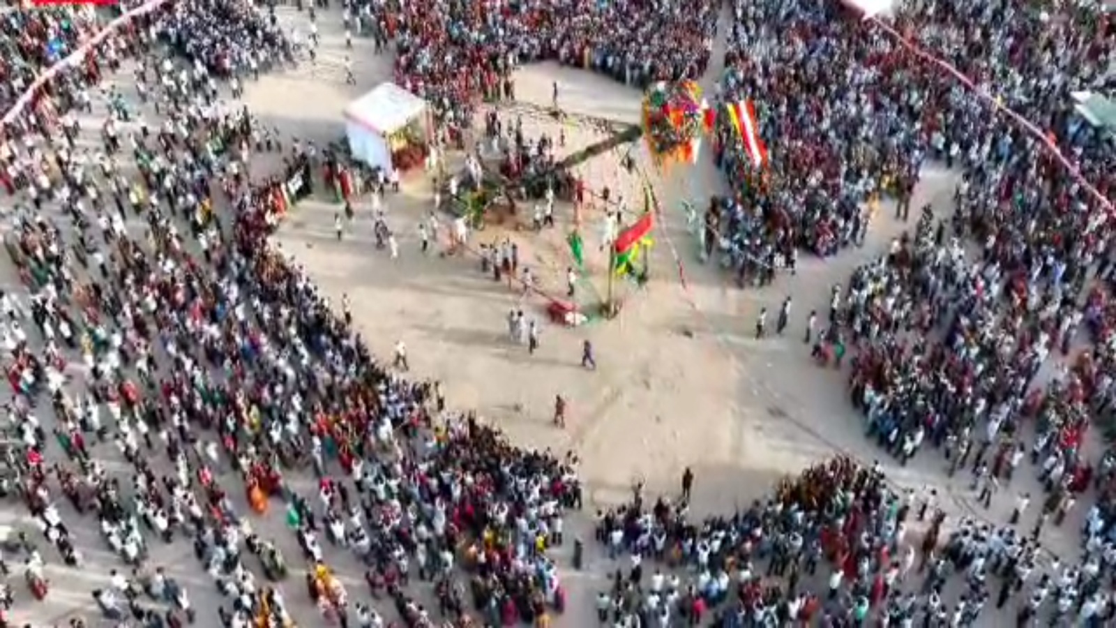 1 Dead After Pole Collapses at Gujarat Religious Event