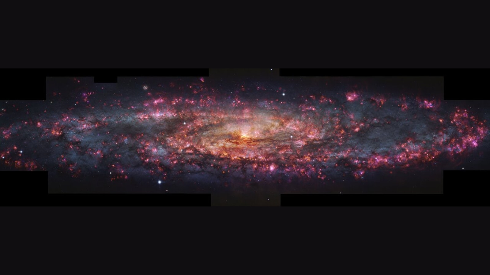 Zooming into the stars: Most vivid image of the Sculptor Galaxy revealed